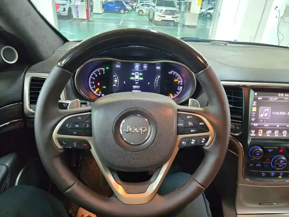 Jeep Grand Cherokee (Import)