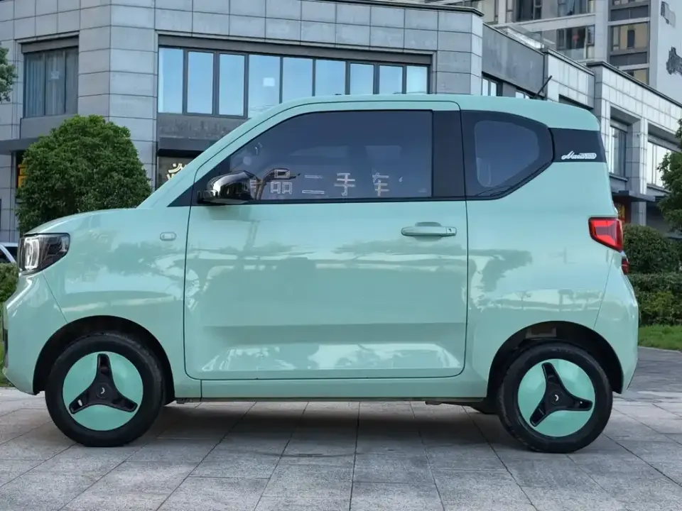 Wuling MINIEV