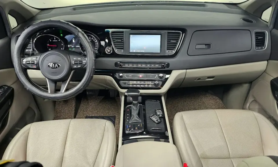 Kia Canival