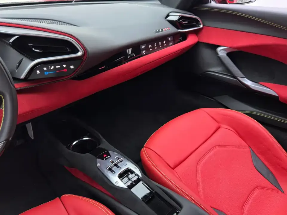 Ferrari 296