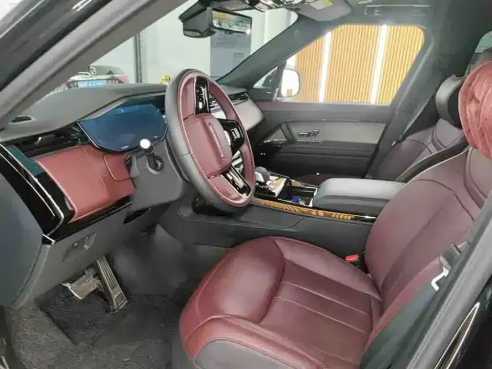 Land Rover Sport