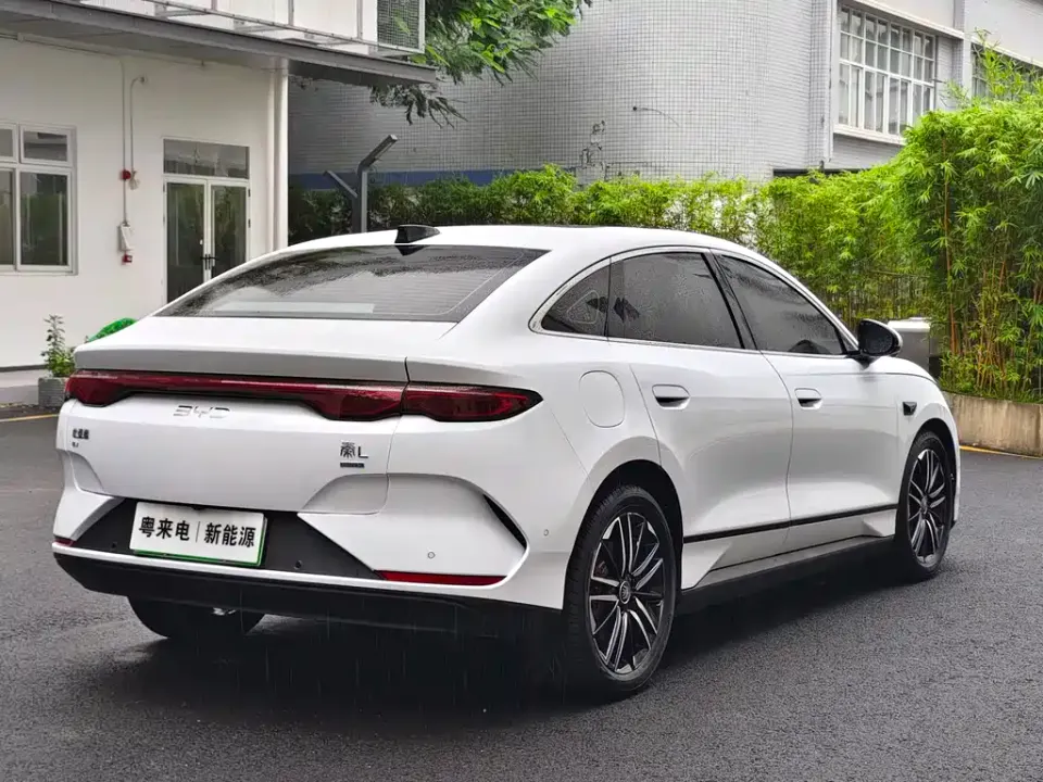 BYD Qin L