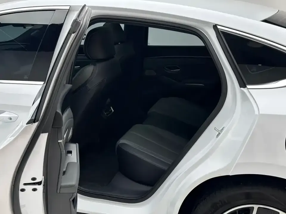 BYD Qin L