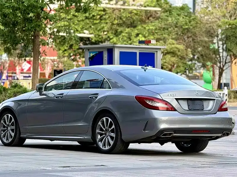 Mercedes-Benz CLS