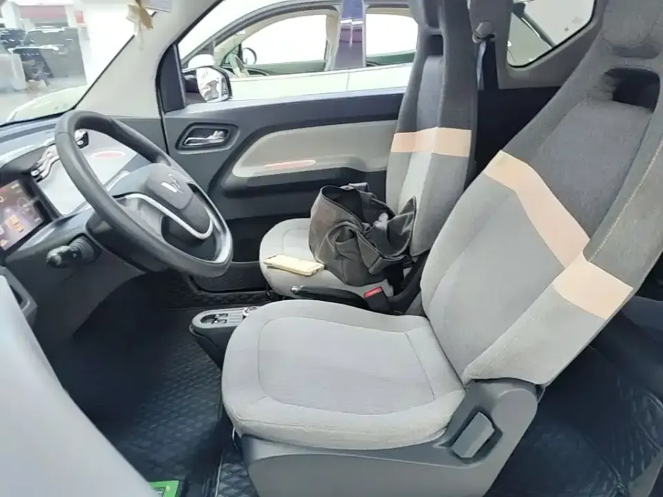 Wuling MINIEV