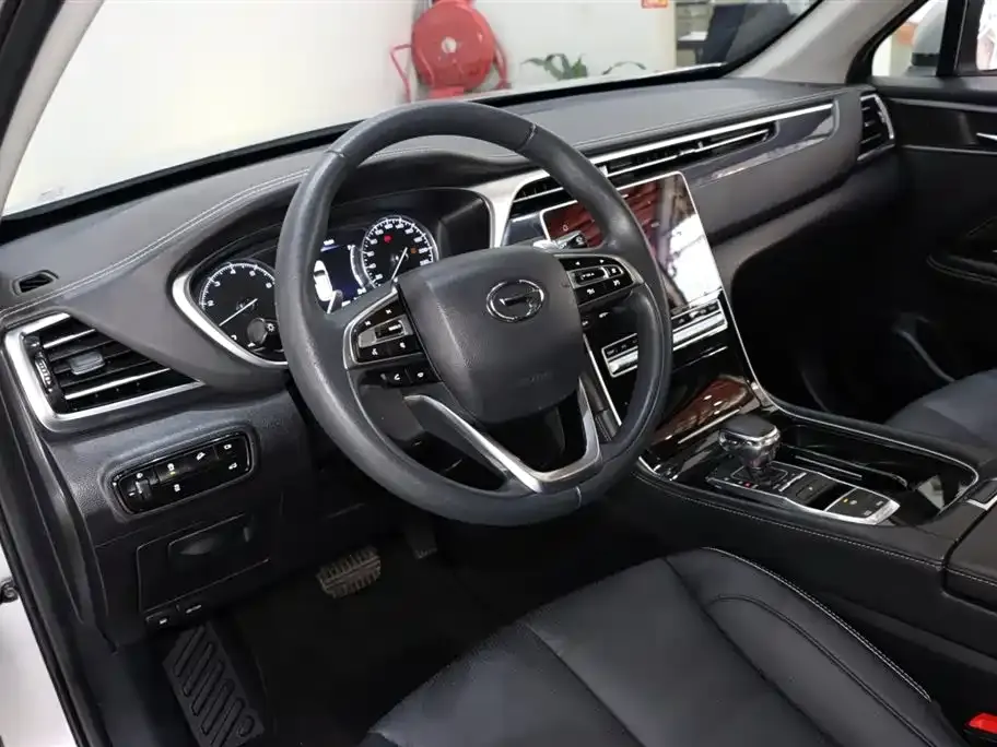 GAC Trumpchi GS5