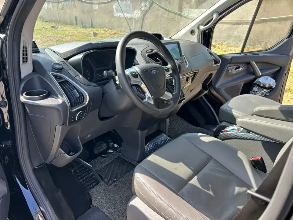 Ford Tourneo