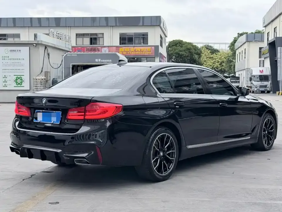 BMW 5-Series