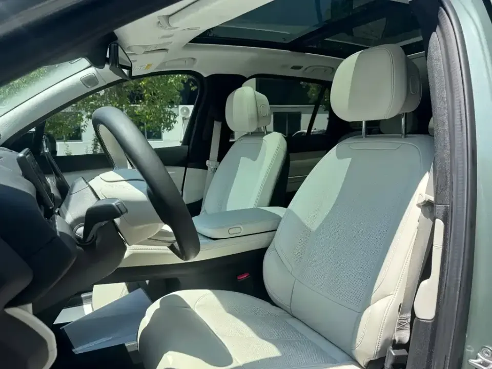 Nio ES7