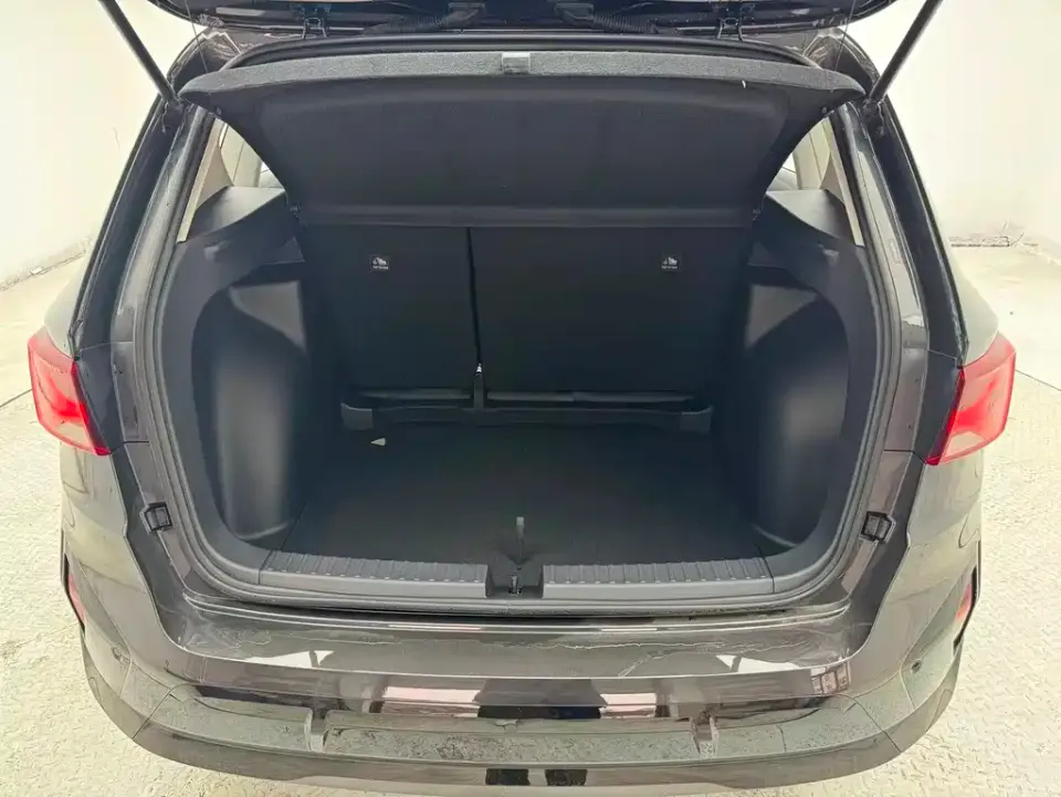 Jetta VS5
