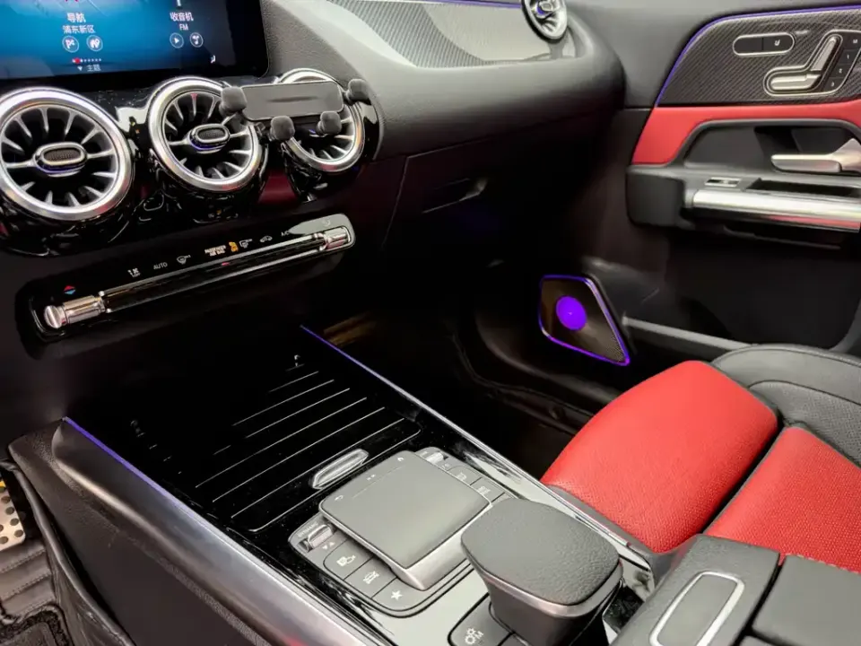 Mercedes-Benz GLA AMG