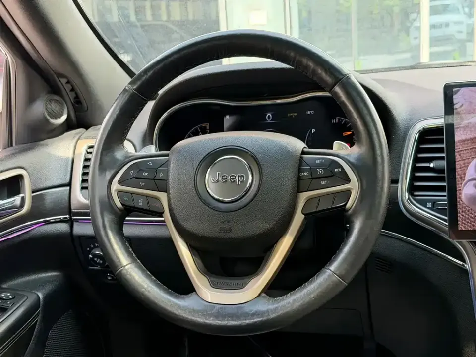 Jeep Grand Cherokee (Import)