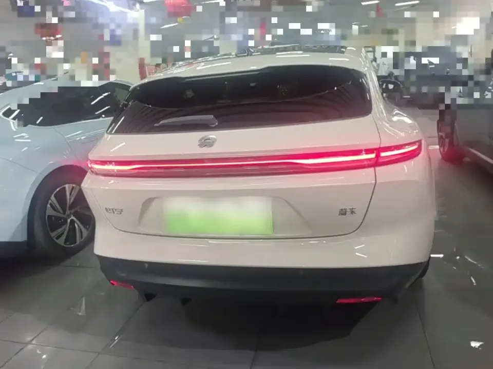 Nio ET5T
