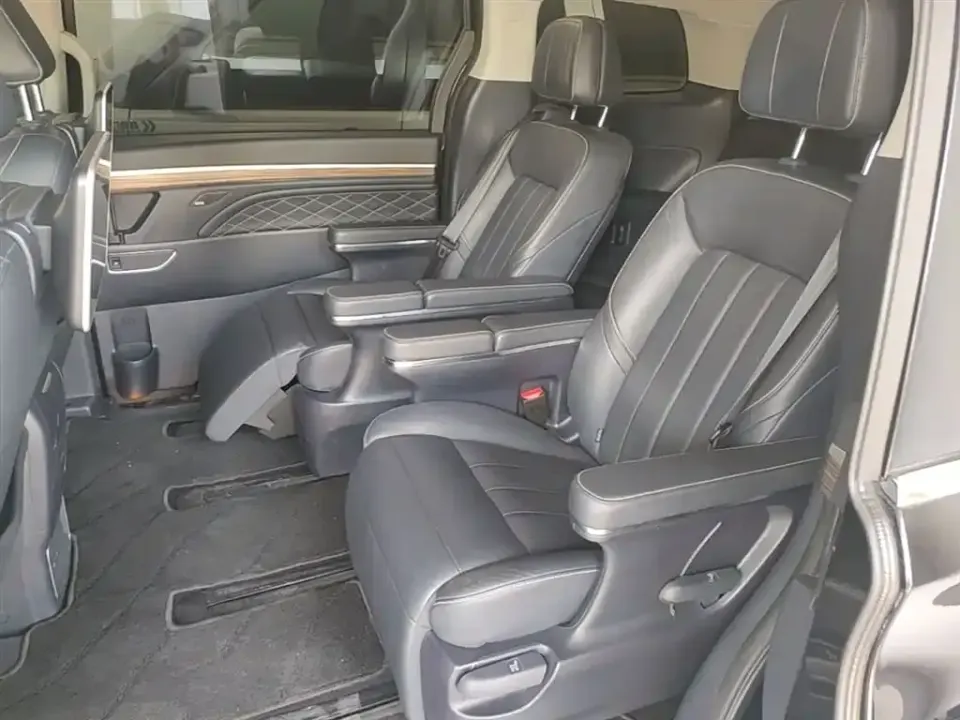 GAC Trumpchi M8