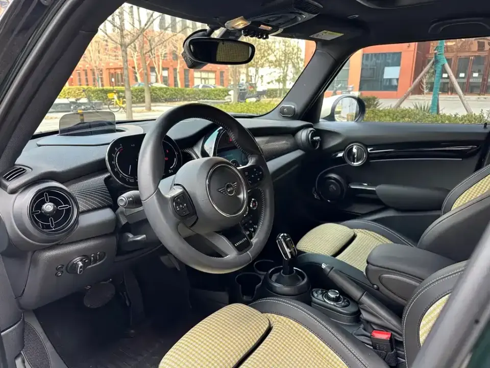 MINI Mini