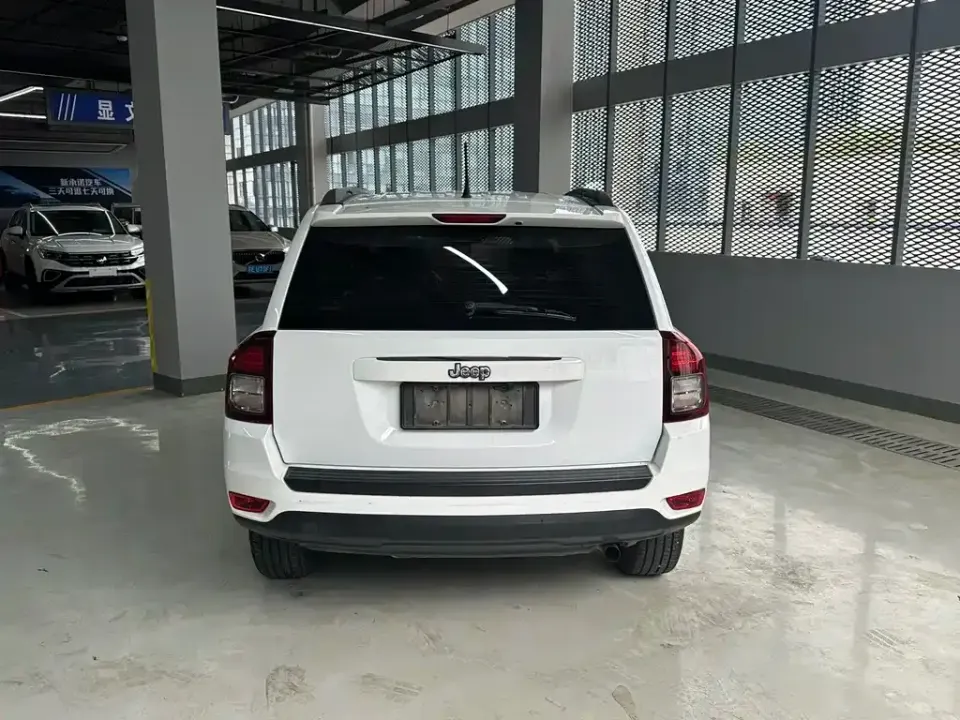 Jeep Compass (Import)