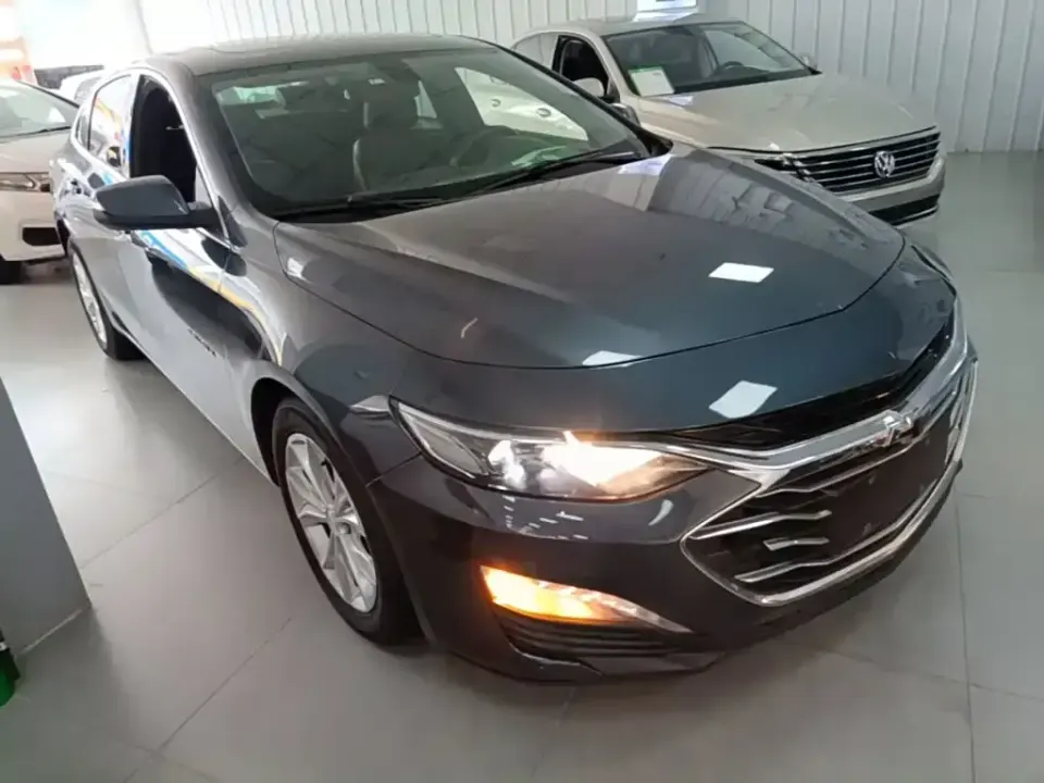 Chevrolet Malibu XL