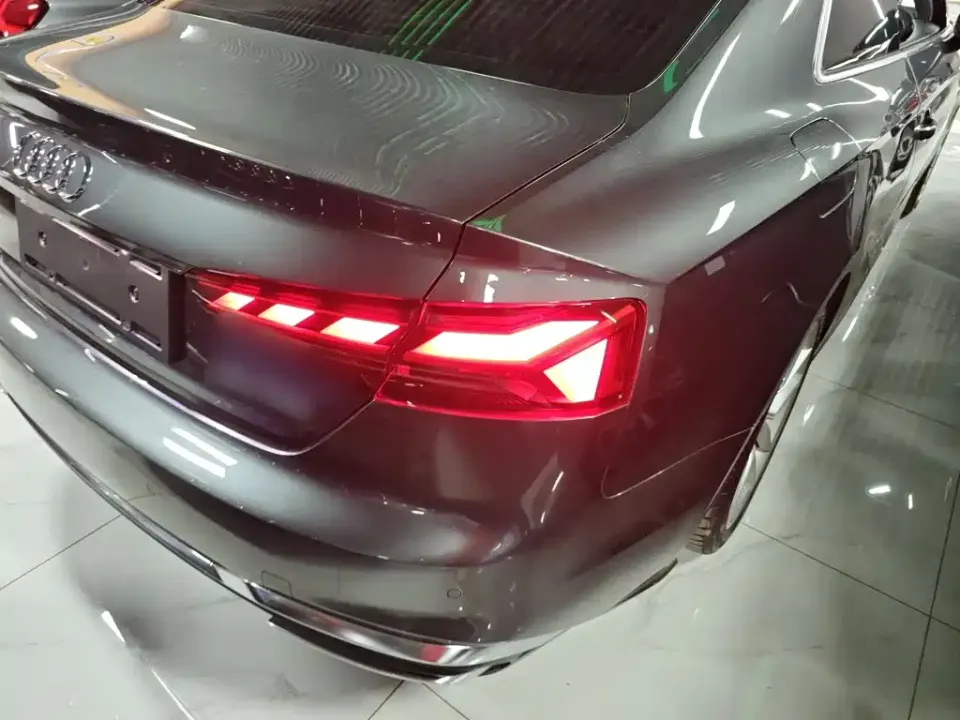 Audi A5 (Import)