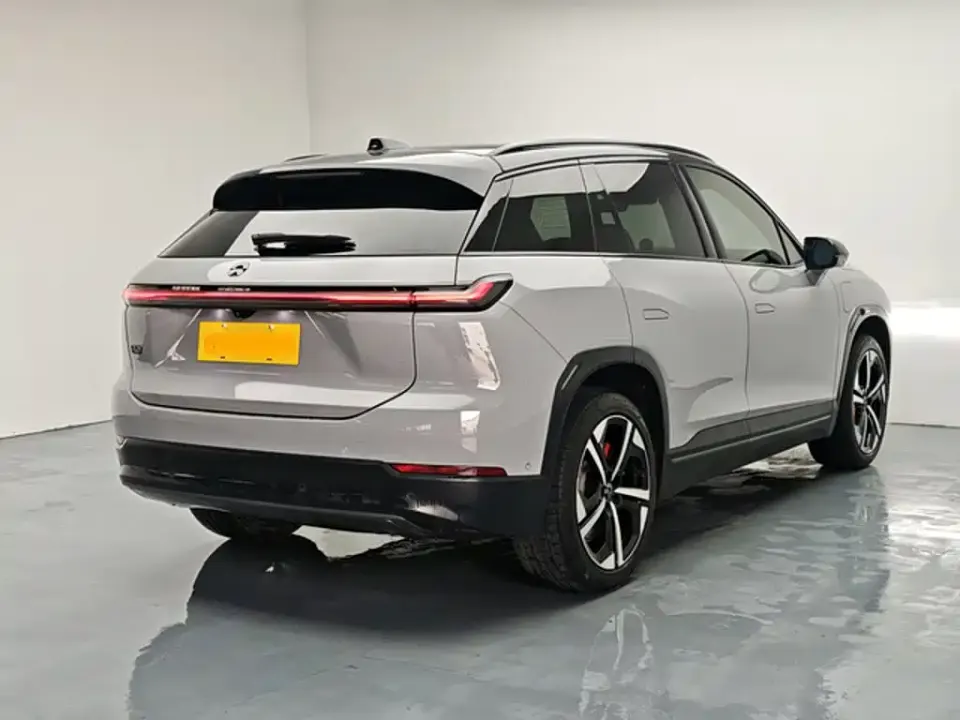 Nio ES7