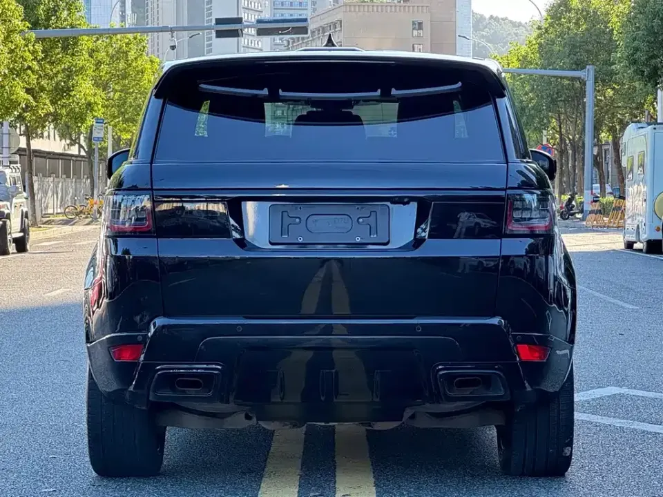 Land Rover Sport