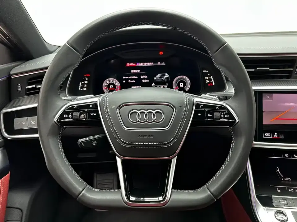 Audi A7L