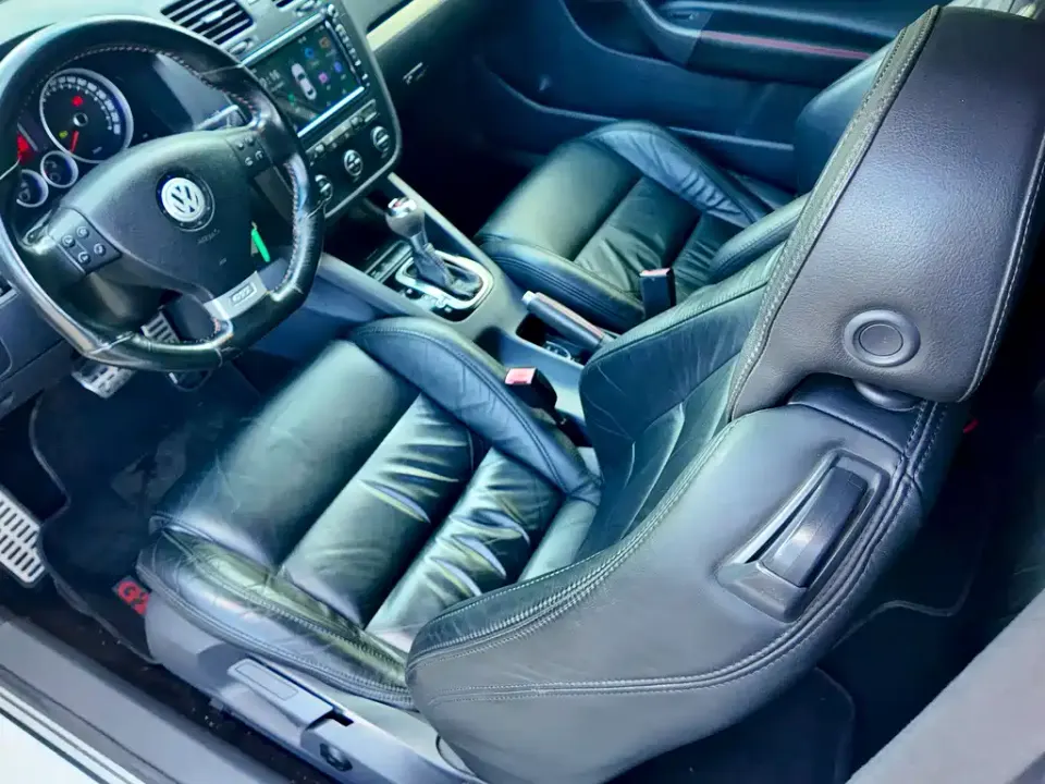 Volkswagen Golf (Import)