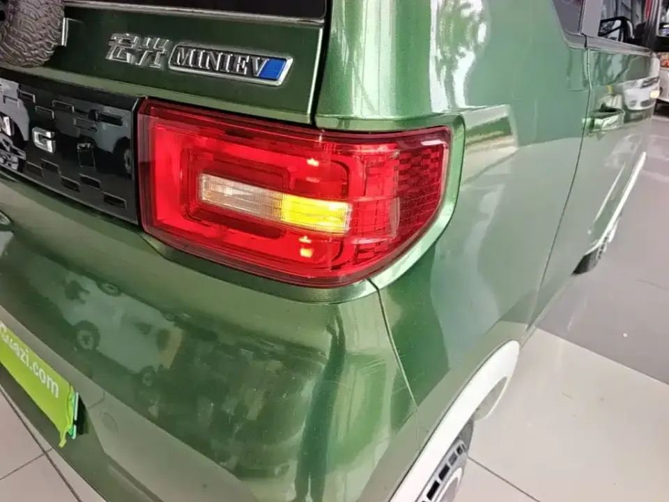 Wuling MINIEV