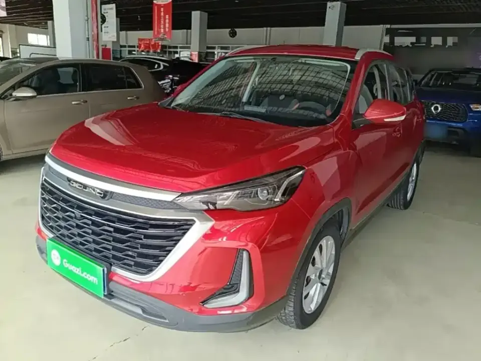 BAIC X3