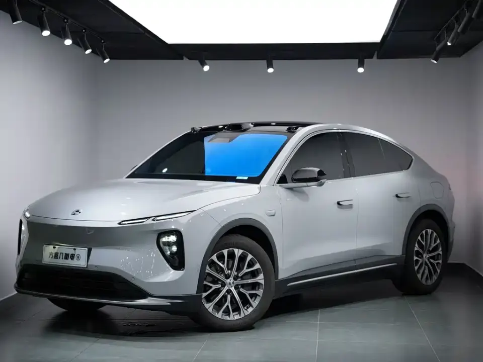 Nio EC6