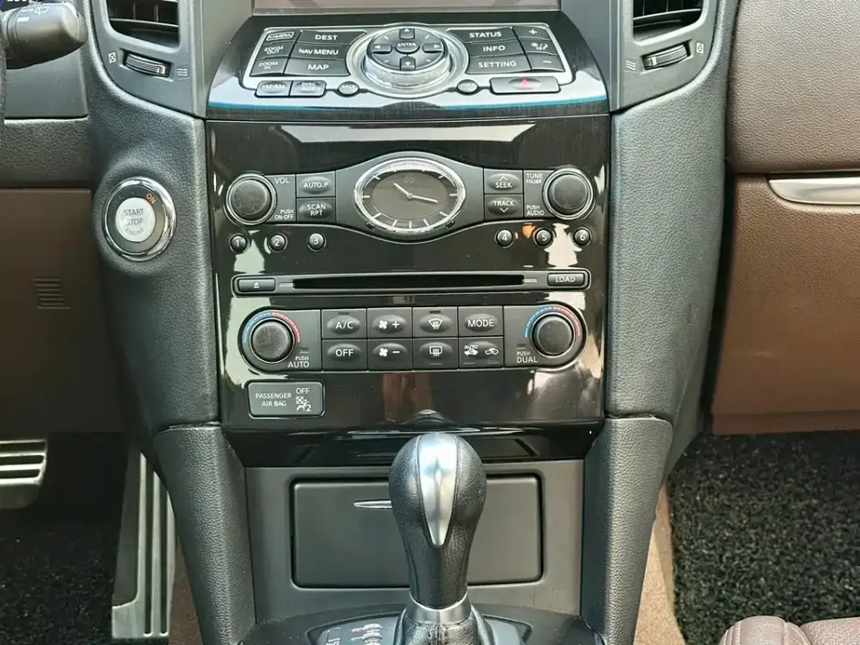 Infiniti FX