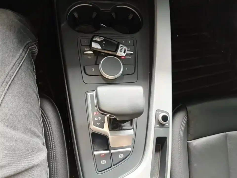 Audi A5 (Import)