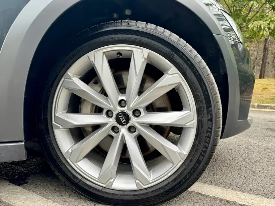Audi A6 (Import)