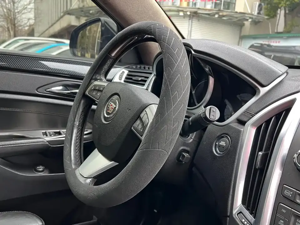Cadillac SRX