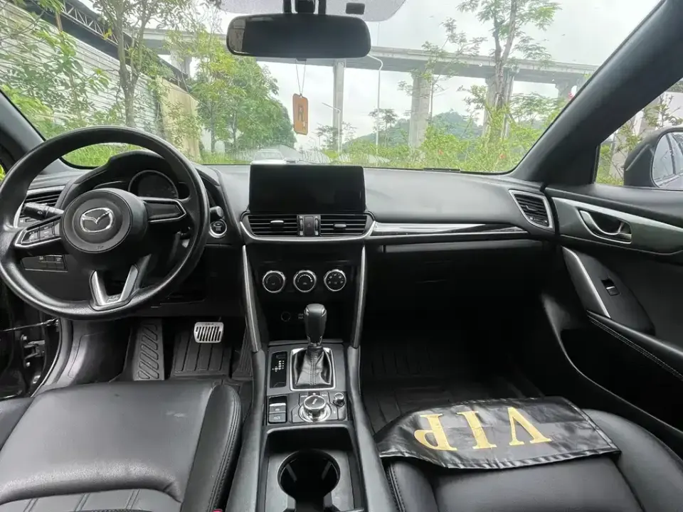 Mazda CX-4