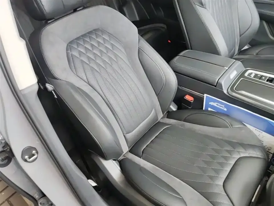 Hongqi Hongqi HS5