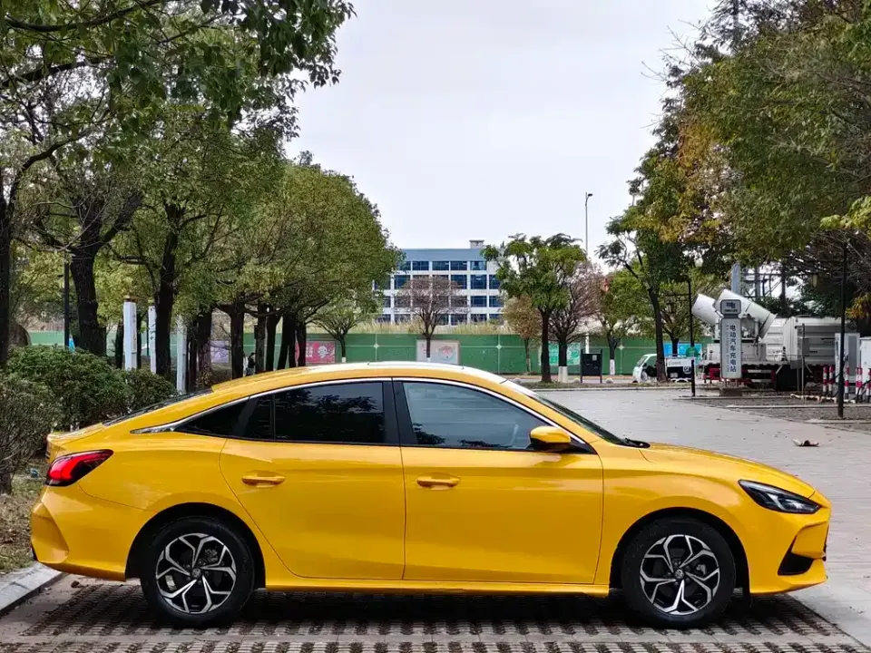 MG MG5