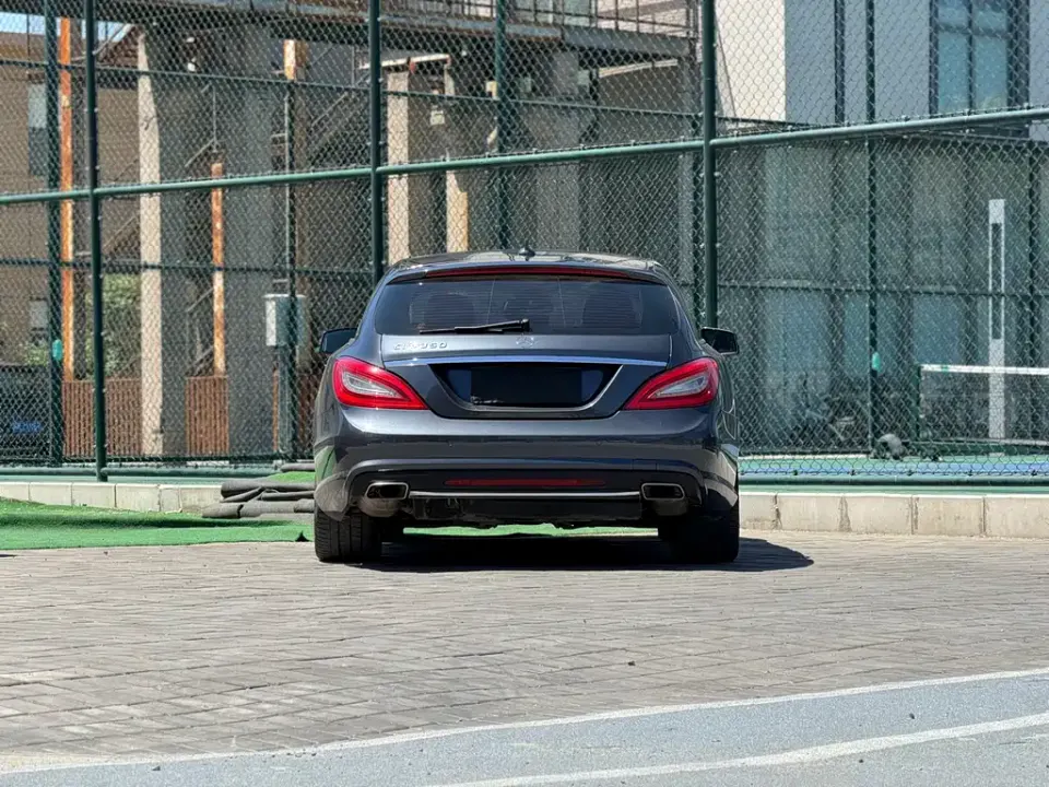 Mercedes-Benz CLS