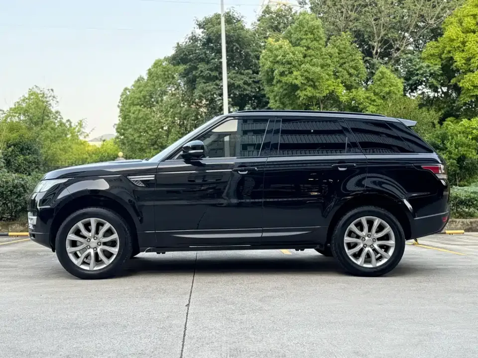 Land Rover Sport