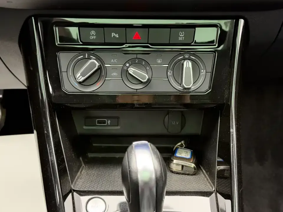 Jetta VS7