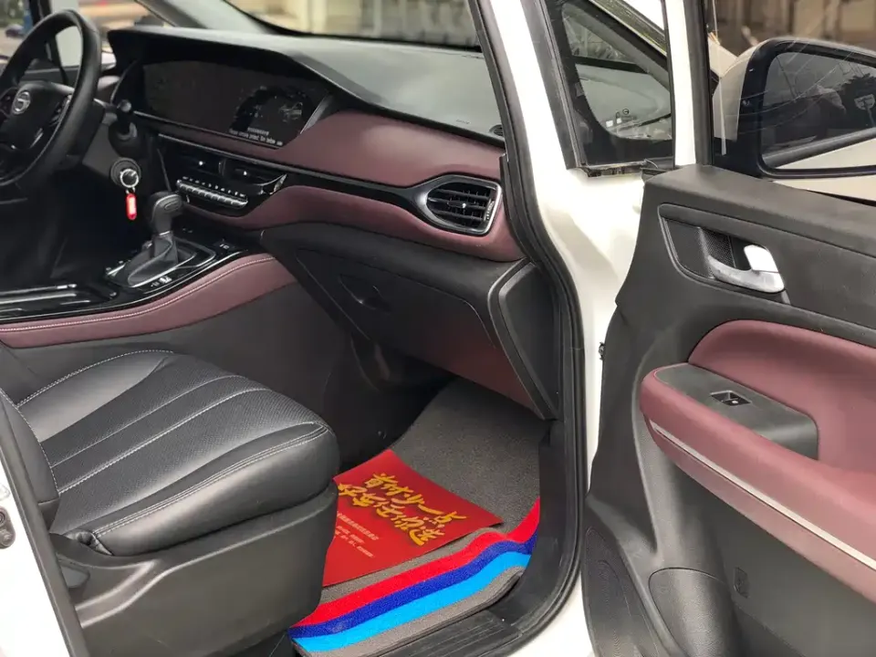 GAC Trumpchi M6