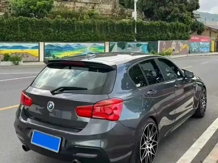 BMW 1 Series (Import)