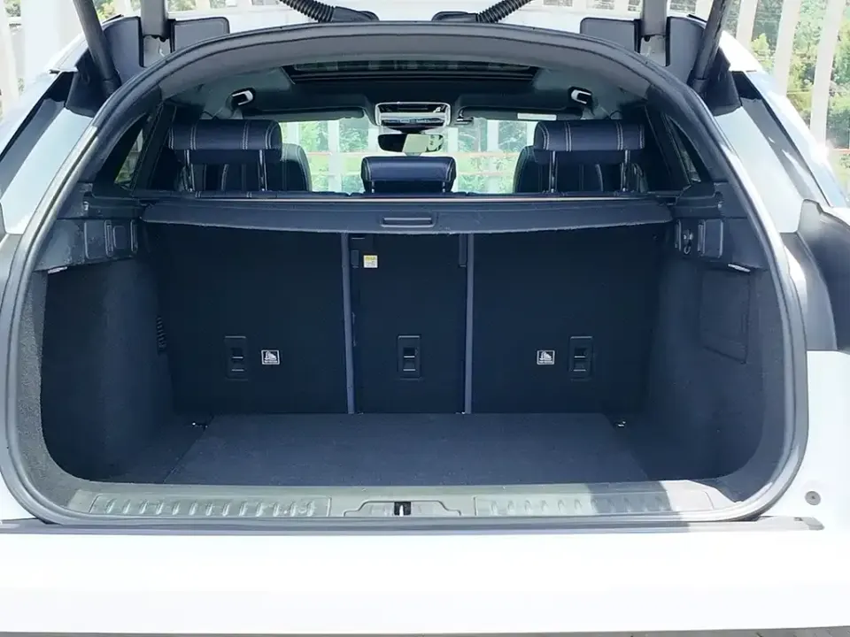 Land Rover Velar