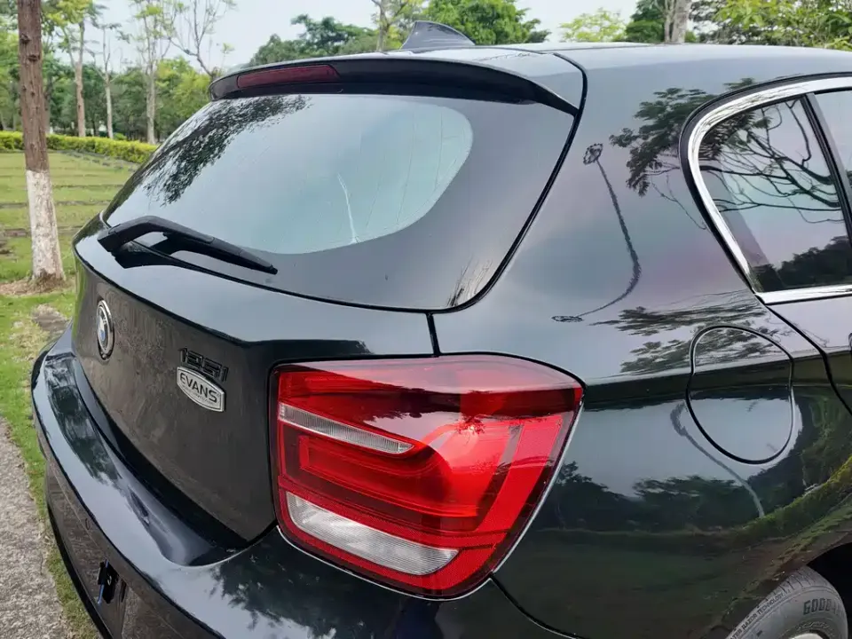 BMW 1 Series (Import)