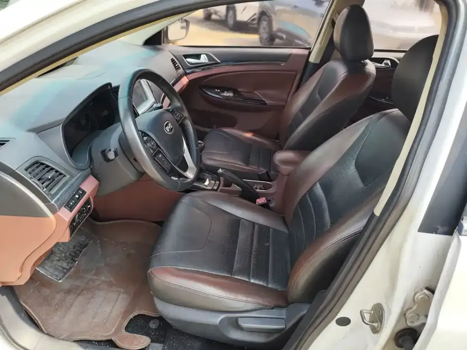 BYD Surui
