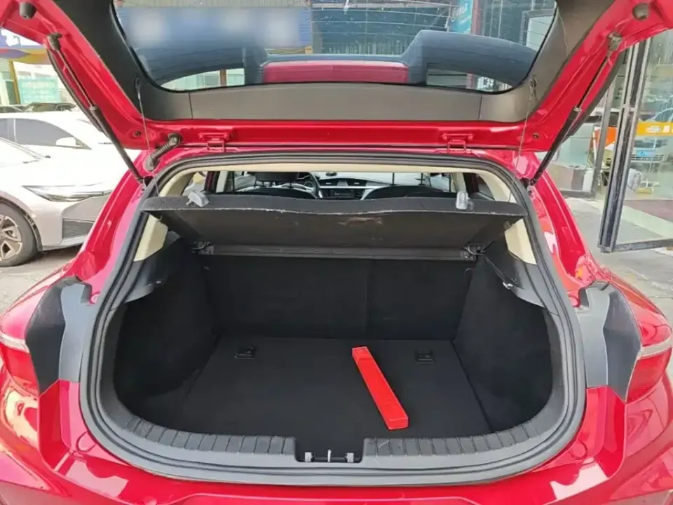 Geely Emgrand GS