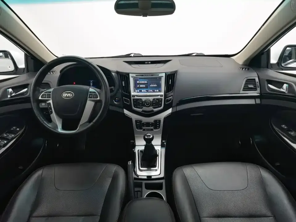 BYD Surui