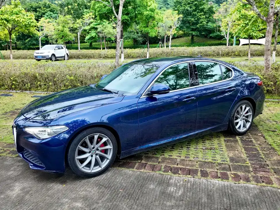 Alfa Romeo Giulia