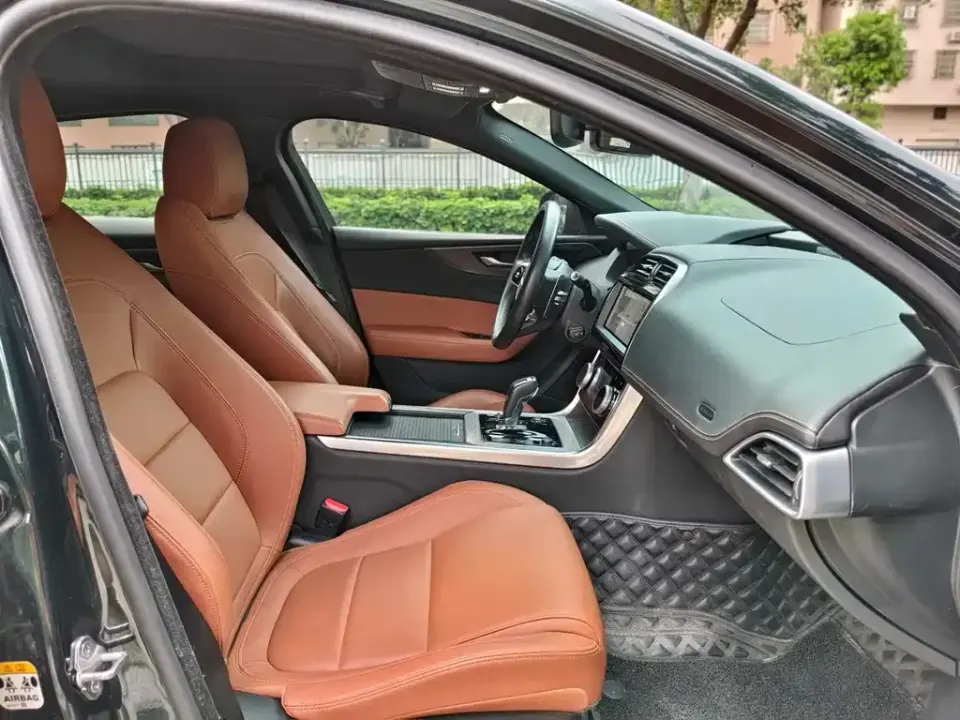 Jaguar XEL