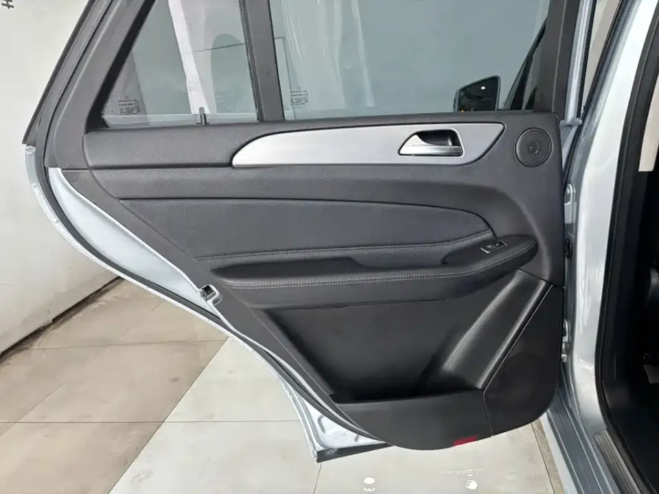 Mercedes-Benz GLE (Import)