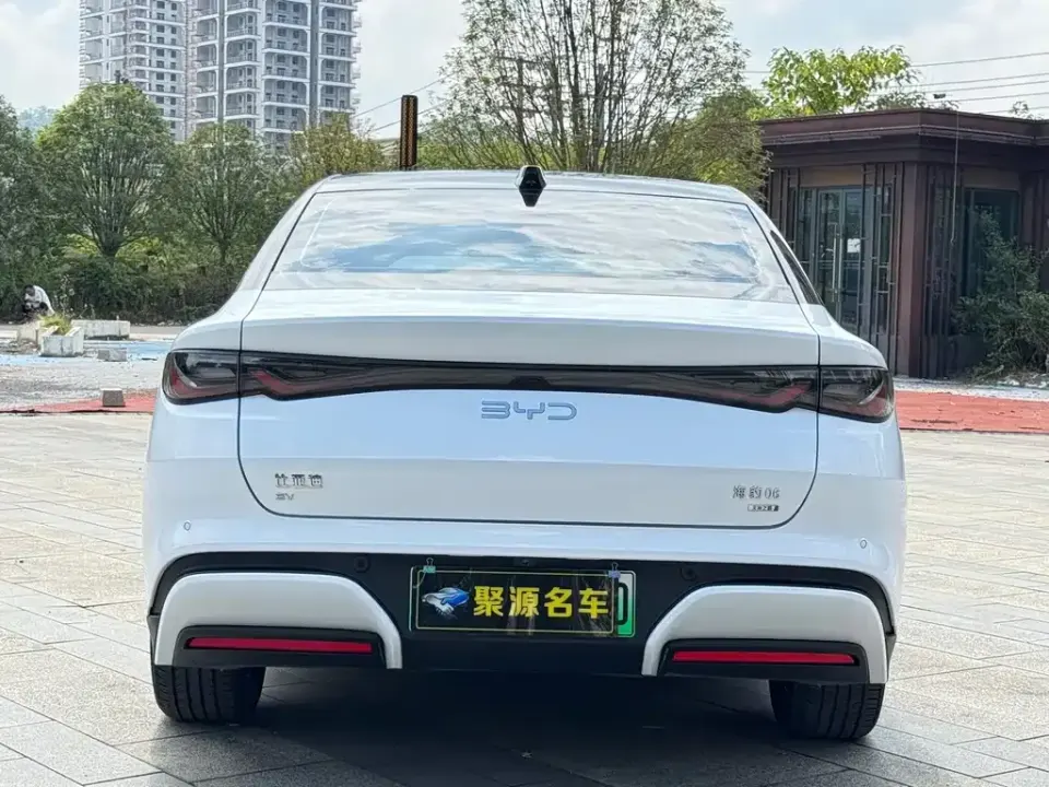BYD Seal 06
